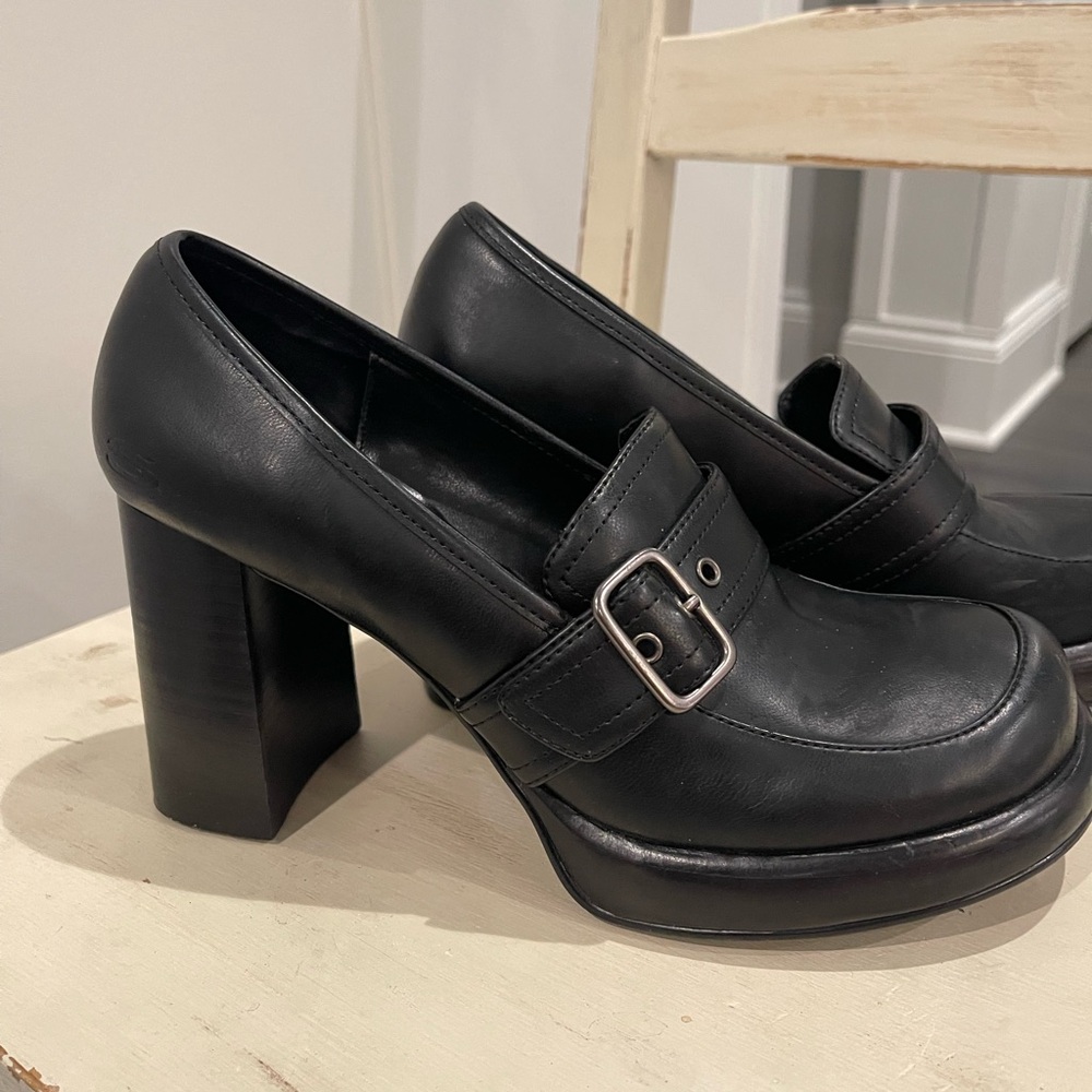 Black Buckle Block Heel Loafers for Women - Picture 2 of 5